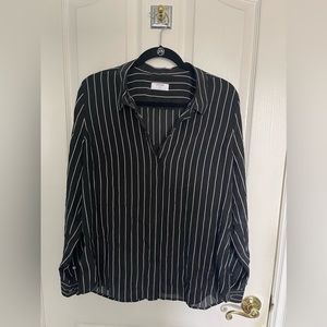 Size 14 stripped UnTuckit Blouse